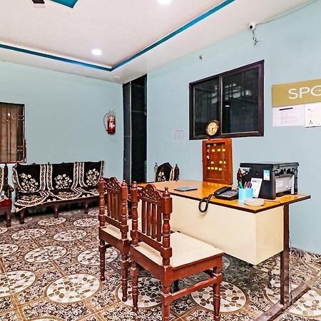 สปอต ออน 37040 โฮเต็ล อายุศมัณ พาเลซ Hotel บิลาสปูร์ ภายนอก รูปภาพ