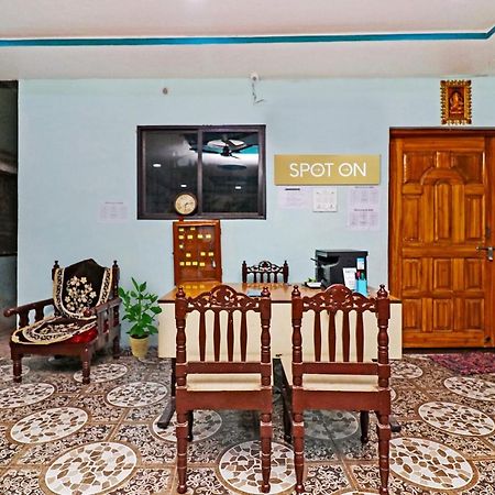สปอต ออน 37040 โฮเต็ล อายุศมัณ พาเลซ Hotel บิลาสปูร์ ภายนอก รูปภาพ