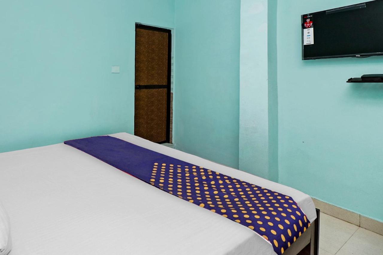 สปอต ออน 37040 โฮเต็ล อายุศมัณ พาเลซ Hotel บิลาสปูร์ ภายนอก รูปภาพ
