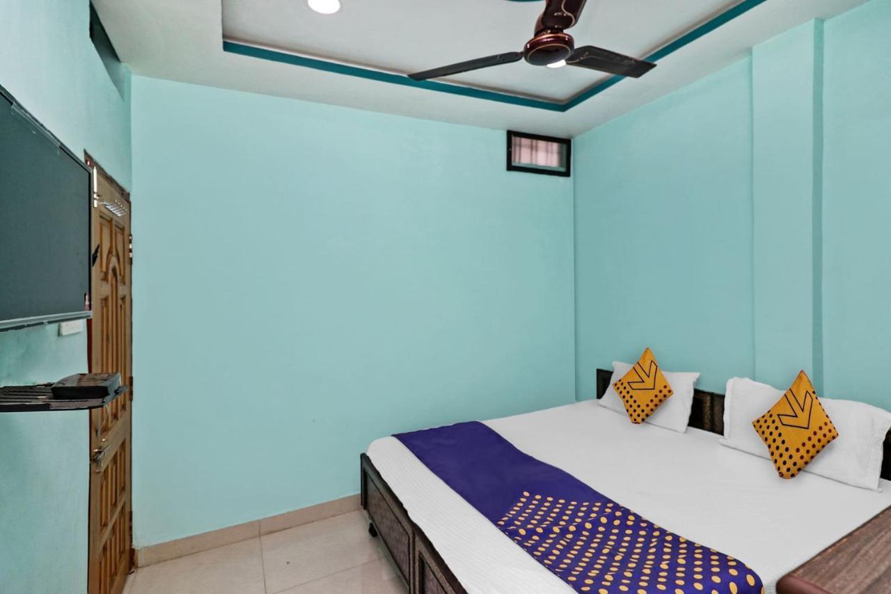 สปอต ออน 37040 โฮเต็ล อายุศมัณ พาเลซ Hotel บิลาสปูร์ ภายนอก รูปภาพ