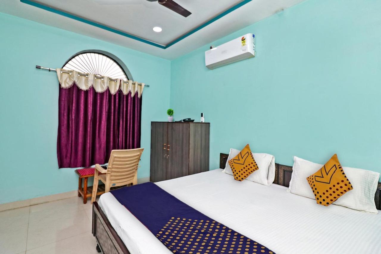 สปอต ออน 37040 โฮเต็ล อายุศมัณ พาเลซ Hotel บิลาสปูร์ ภายนอก รูปภาพ