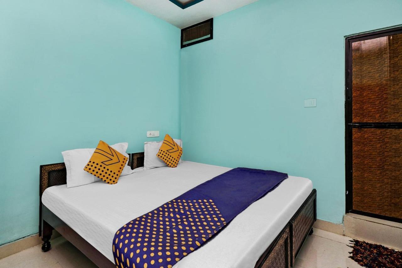 สปอต ออน 37040 โฮเต็ล อายุศมัณ พาเลซ Hotel บิลาสปูร์ ภายนอก รูปภาพ